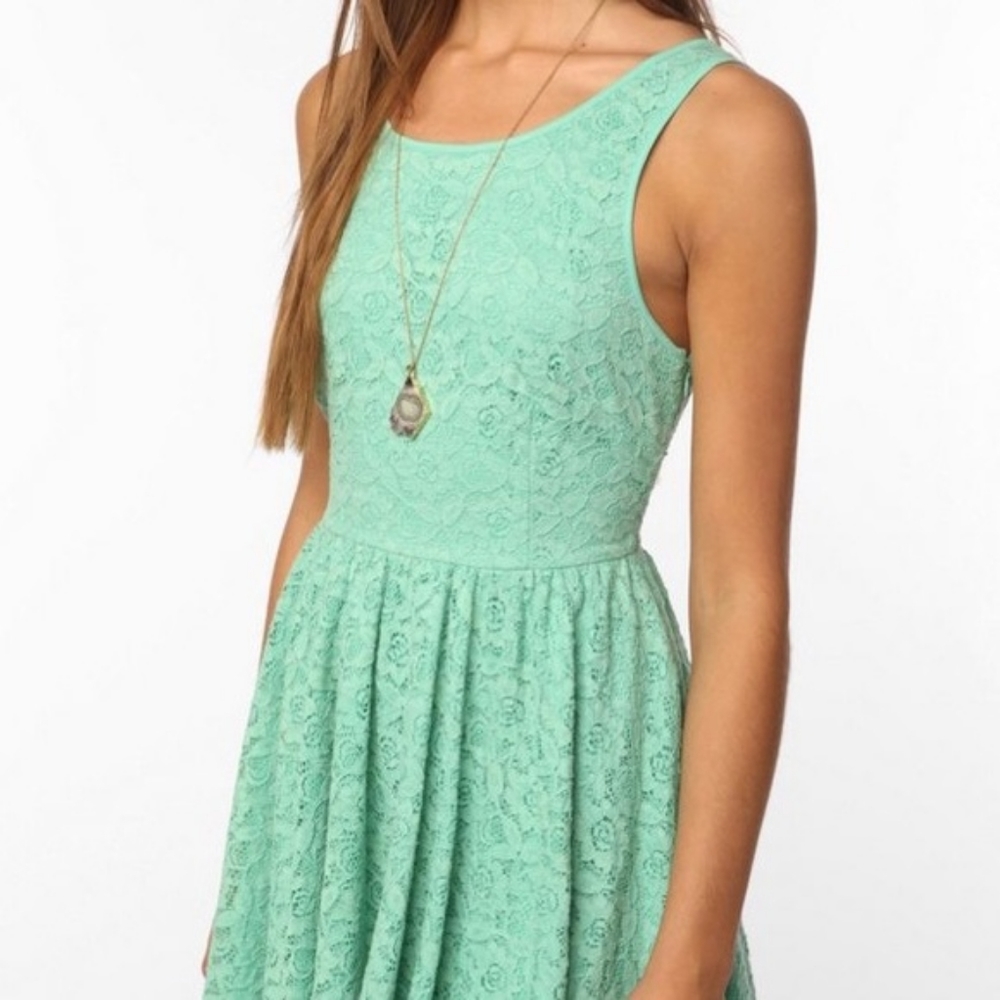 Floral lace Pins and Needles Brand dress